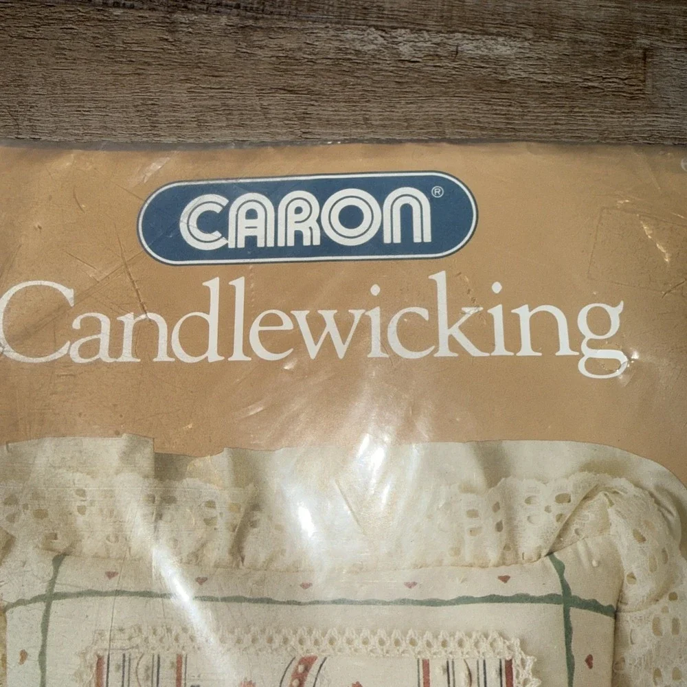 1984 Caron Candlewicking Kit # 6036 
